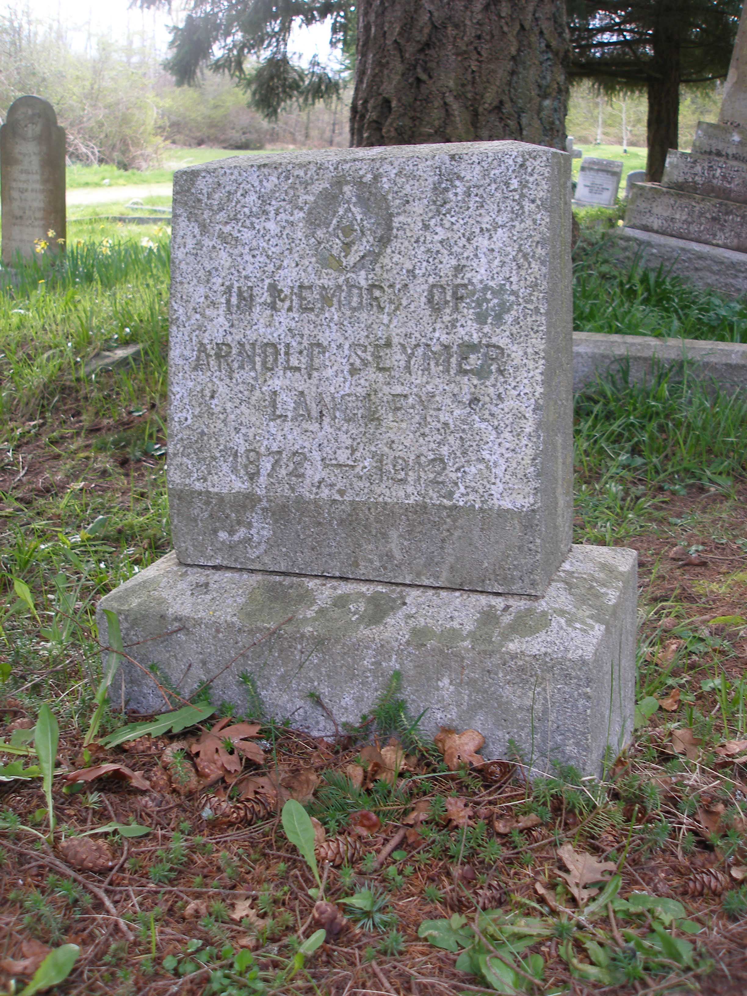 Arnold Langley grave